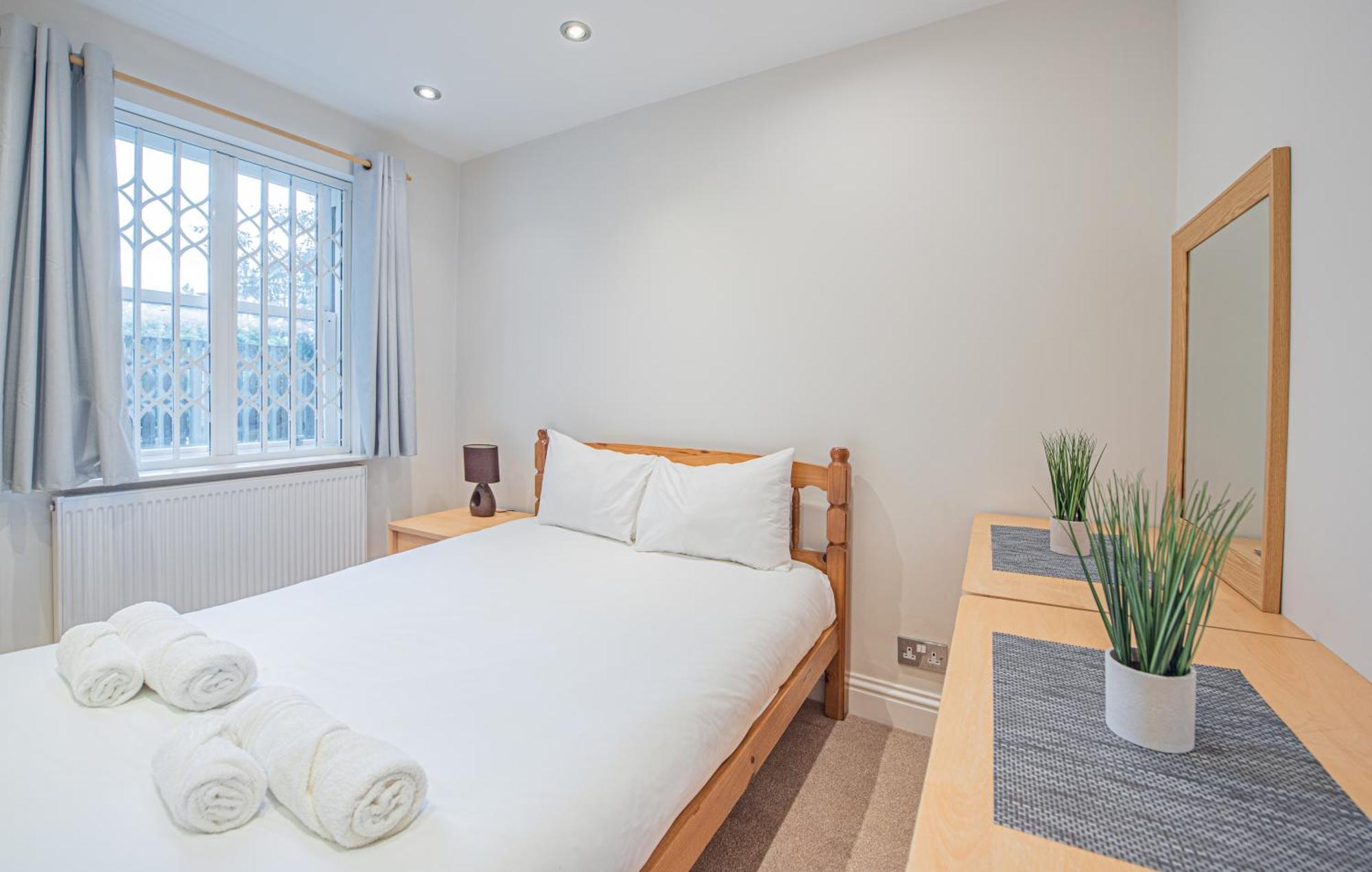Homely 2 Bedroom Flat Near Tower Bridge *