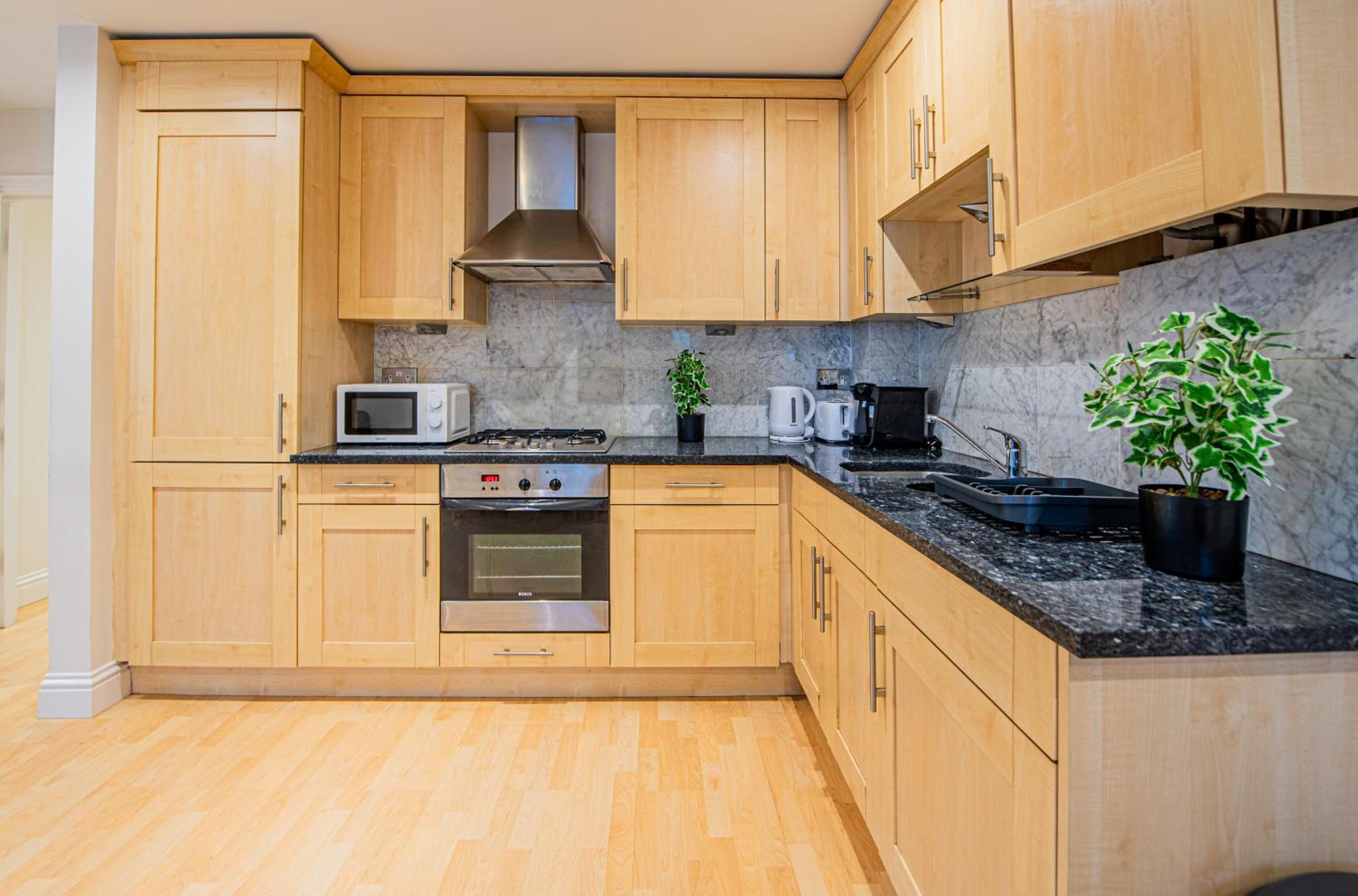 Homely 2 Bedroom Flat Near Tower Bridge * Londra